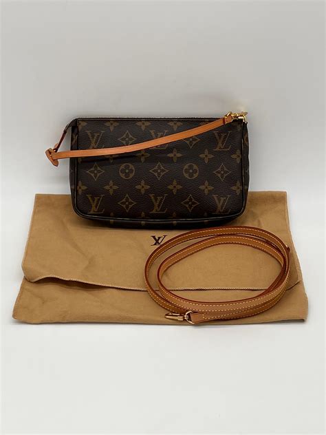 louis vuitton schulterriemen pochette|louis vuitton accessories.